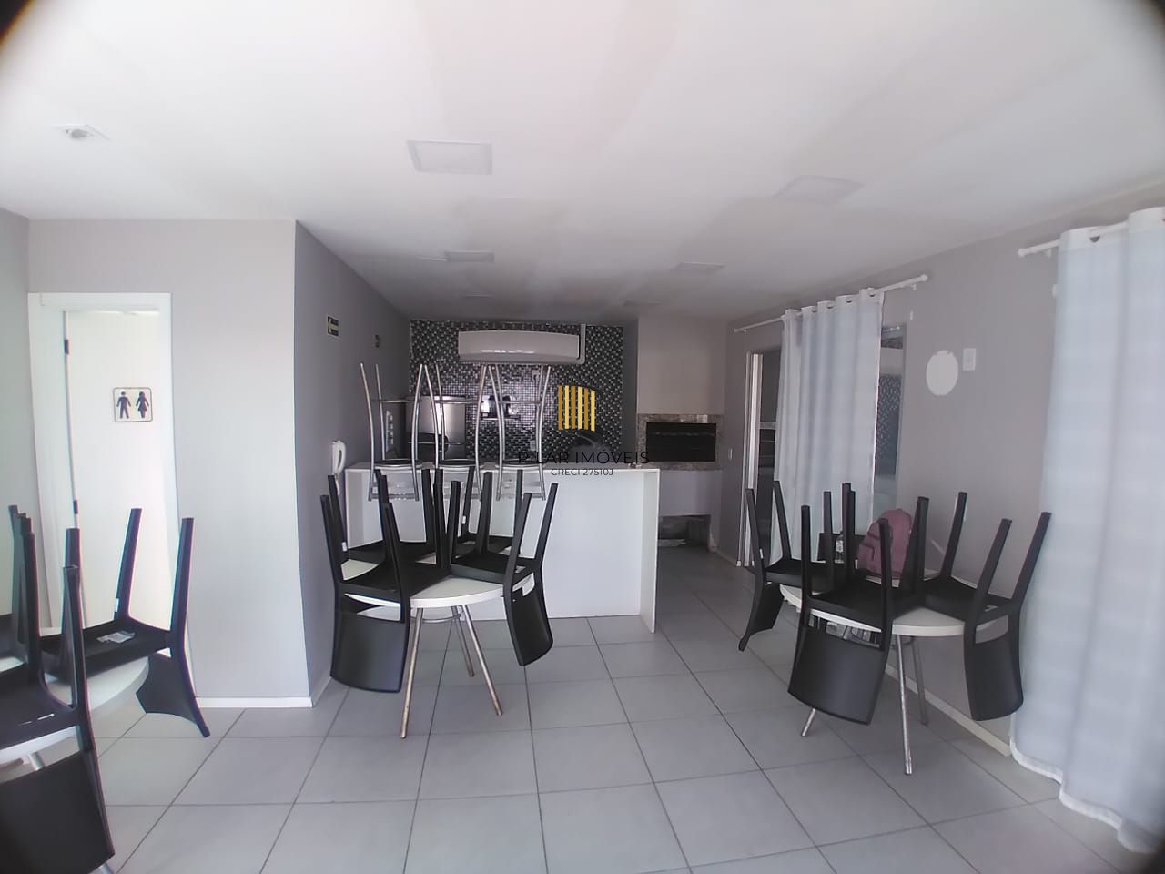 Apartamento 2 dormitórios no bairro Vila Nova