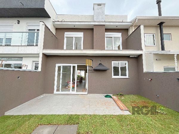 Casa Condominio em Porto Alegre, no bairro Aberta dos Morros, com 3 dormitório(s), e 3 banheiros, à venda.