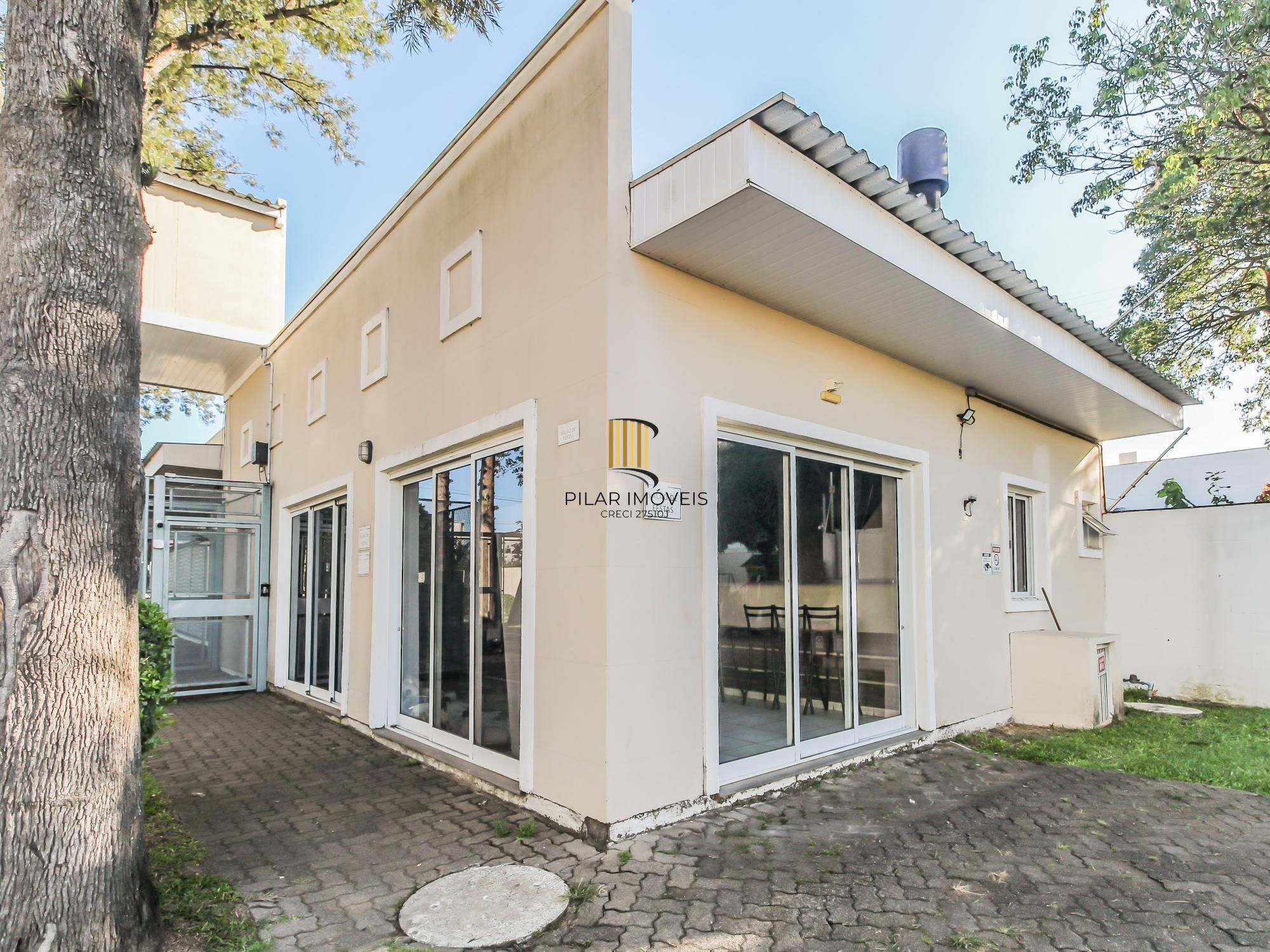 Casa em condominio fechado zona sul com piscina
