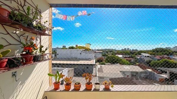 Apartamento 3 dormitórios no bairro Cavalhada