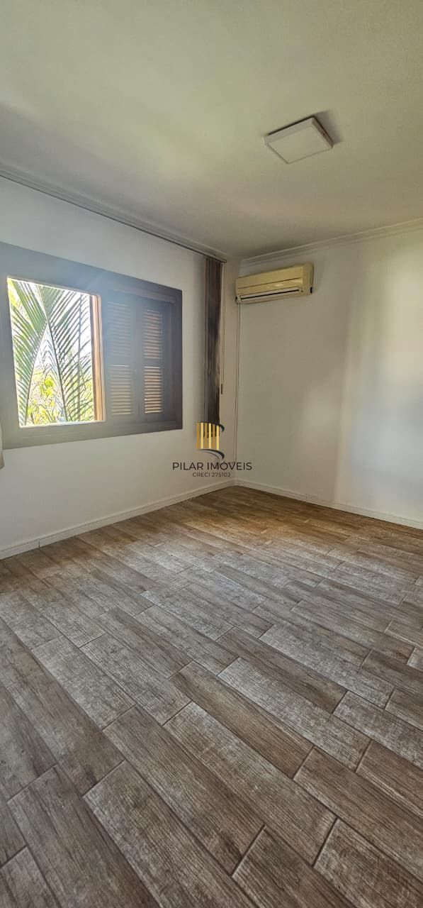 Sobrado Condomínio Fechado bairro Guaruja- 3 dormitórios