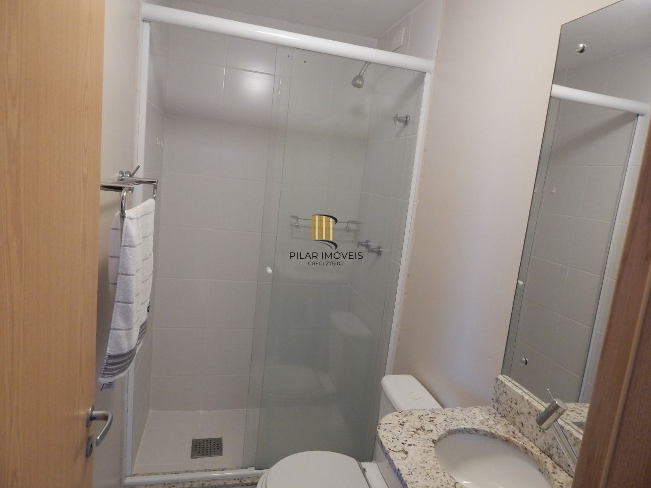 Ótimo apartamento com 3 dormitórios.
