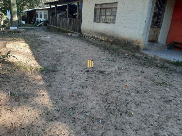 Sítio para Venda - 200m², 3 dormitórios, 4 vagas - Lami