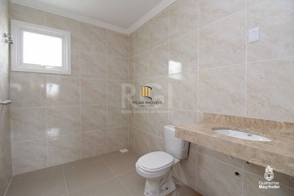 Casa para Venda - 196m², 3 dormitórios, sendo 1 suites, 2 vagas - Lagos De Nova Ipanema
