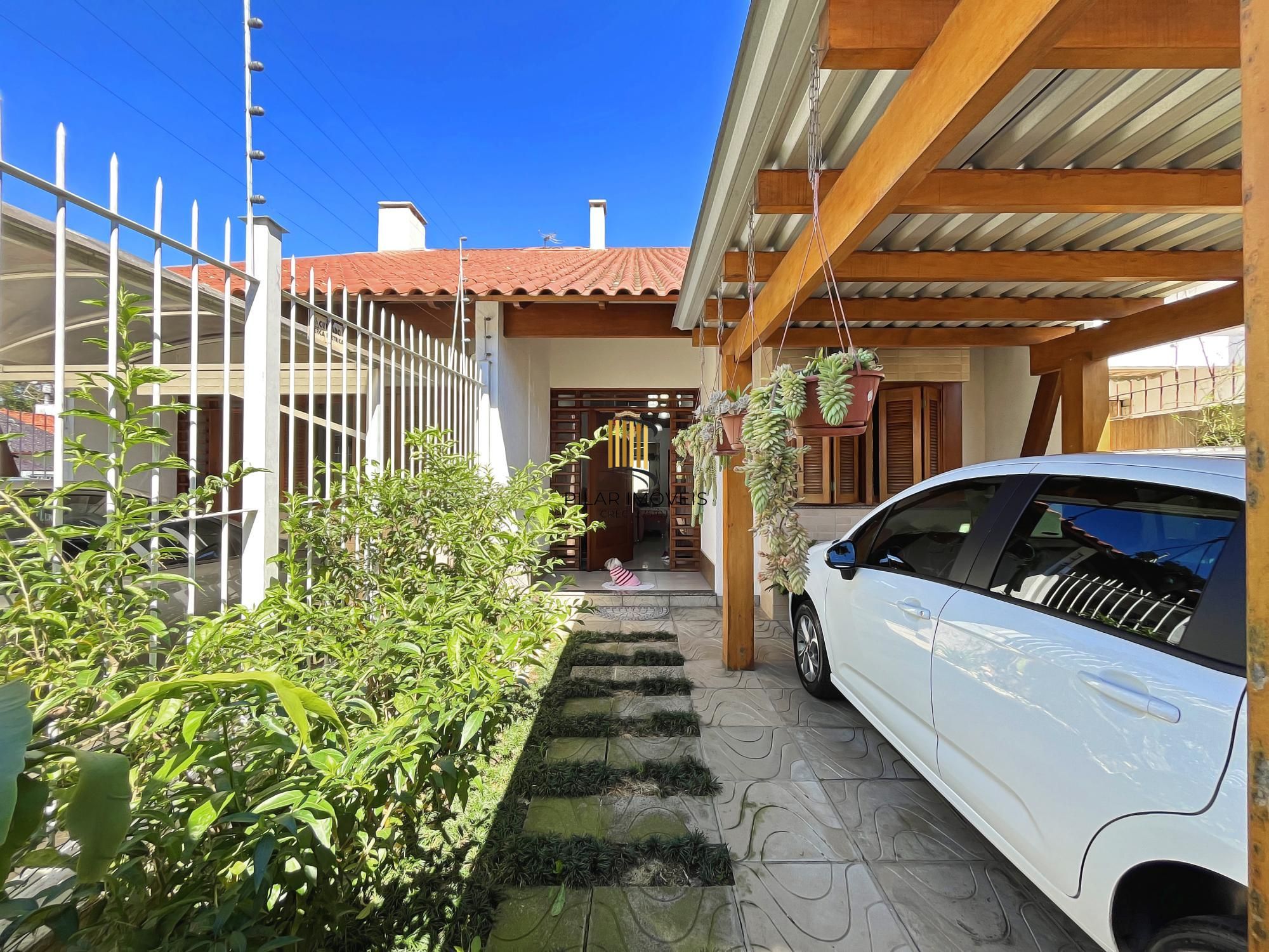 Casa  3 dormitórios, sendo 2 suites no Residencial Hipica Boulevard - zona sul de Porto Alegre.