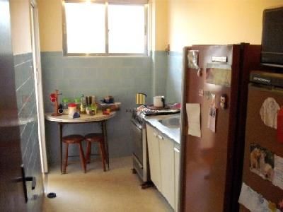 Apartamento para Venda - 77.35m², 3 dormitórios, 1 vaga - Menino Deus