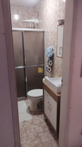 Casa Condominio em Porto Alegre, no bairro Tristeza, com 3 dormitório(s), e 3 banheiros, à venda.