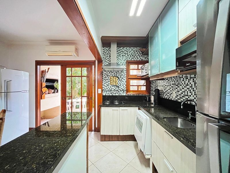 Casa 3 dormitórios no bairro Ipanema