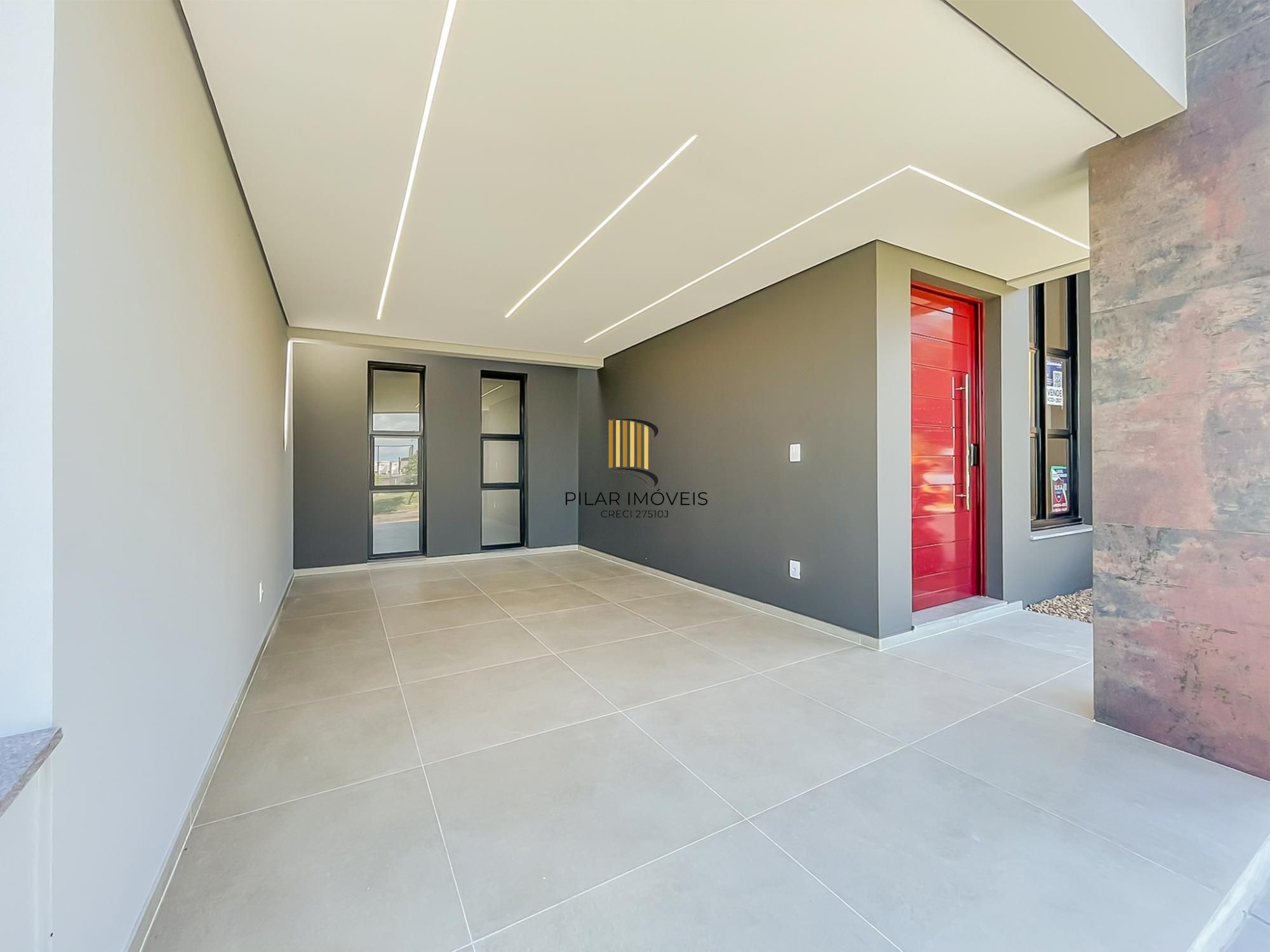 Casa 3 dormitórios no bairro Hípica