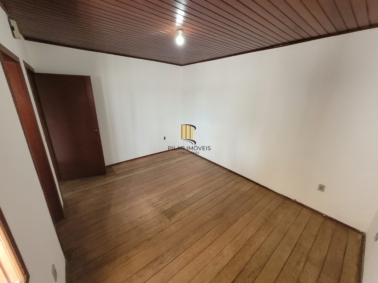 Casa 3 dormitórios no bairro Ponta Grossa