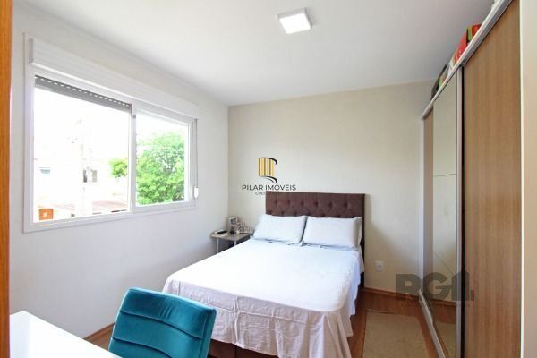 Casa 3 dormitórios no bairro Hípica
