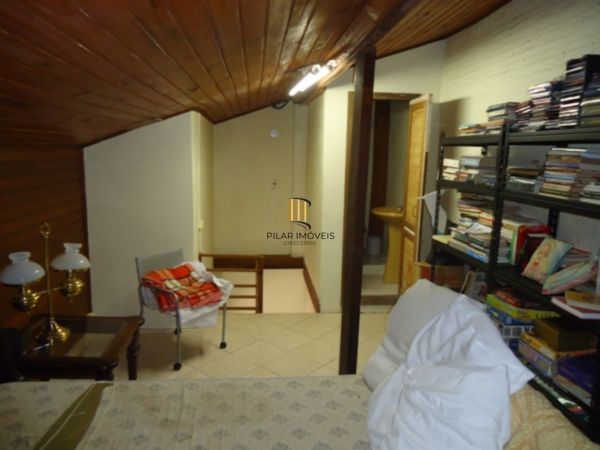 Casa para Venda - 252m², 3 dormitórios, 2 vagas - Ipanema