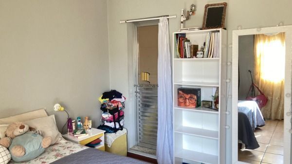 Apartamento em Porto Alegre, no bairro Ipanema, com 3 dormitório(s), e 3 banheiros, à venda.