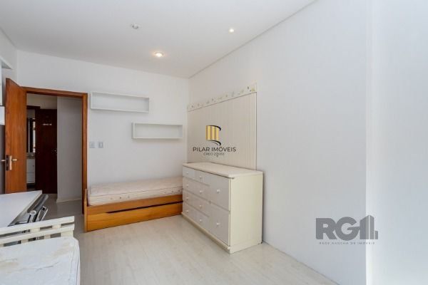 Casa Condominio em Porto Alegre, no bairro Jardim Isabel, com 3 dormitório(s), à venda.