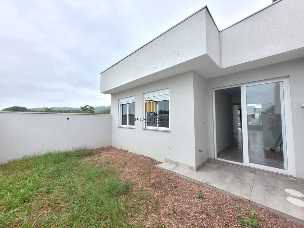 Casa para Venda - 99.9m², 3 dormitórios, sendo 1 suites, 2 vagas - Hípica