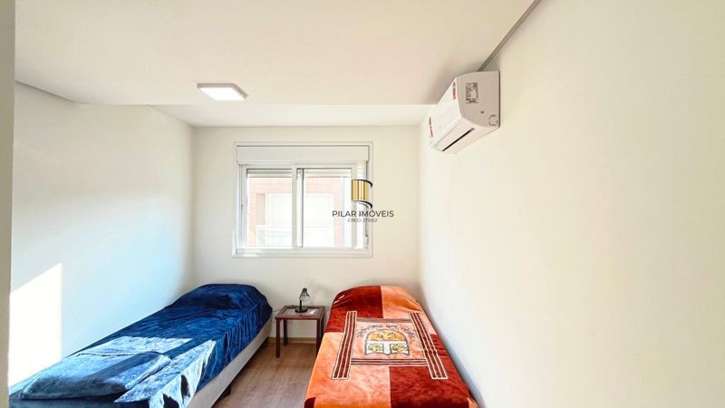 Casa de Condomínio 4 dormitórios no bairro Praia de Belas