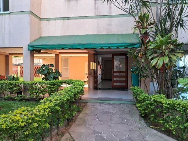 Apartamento em Porto Alegre, no bairro Tristeza, com 1 dormitório(s), e 1 banheiros, à venda.