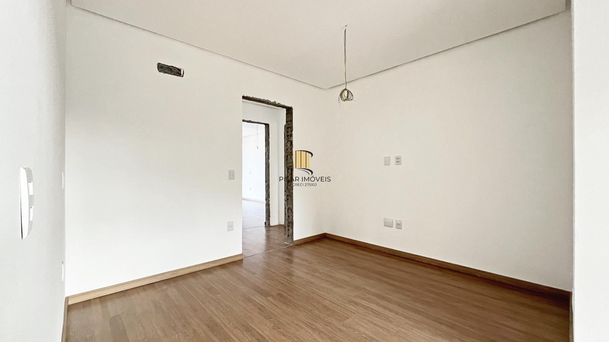 Casa Condominio em Porto Alegre, no bairro Hípica, com 3 dormitório(s), e 3 banheiros, à venda.