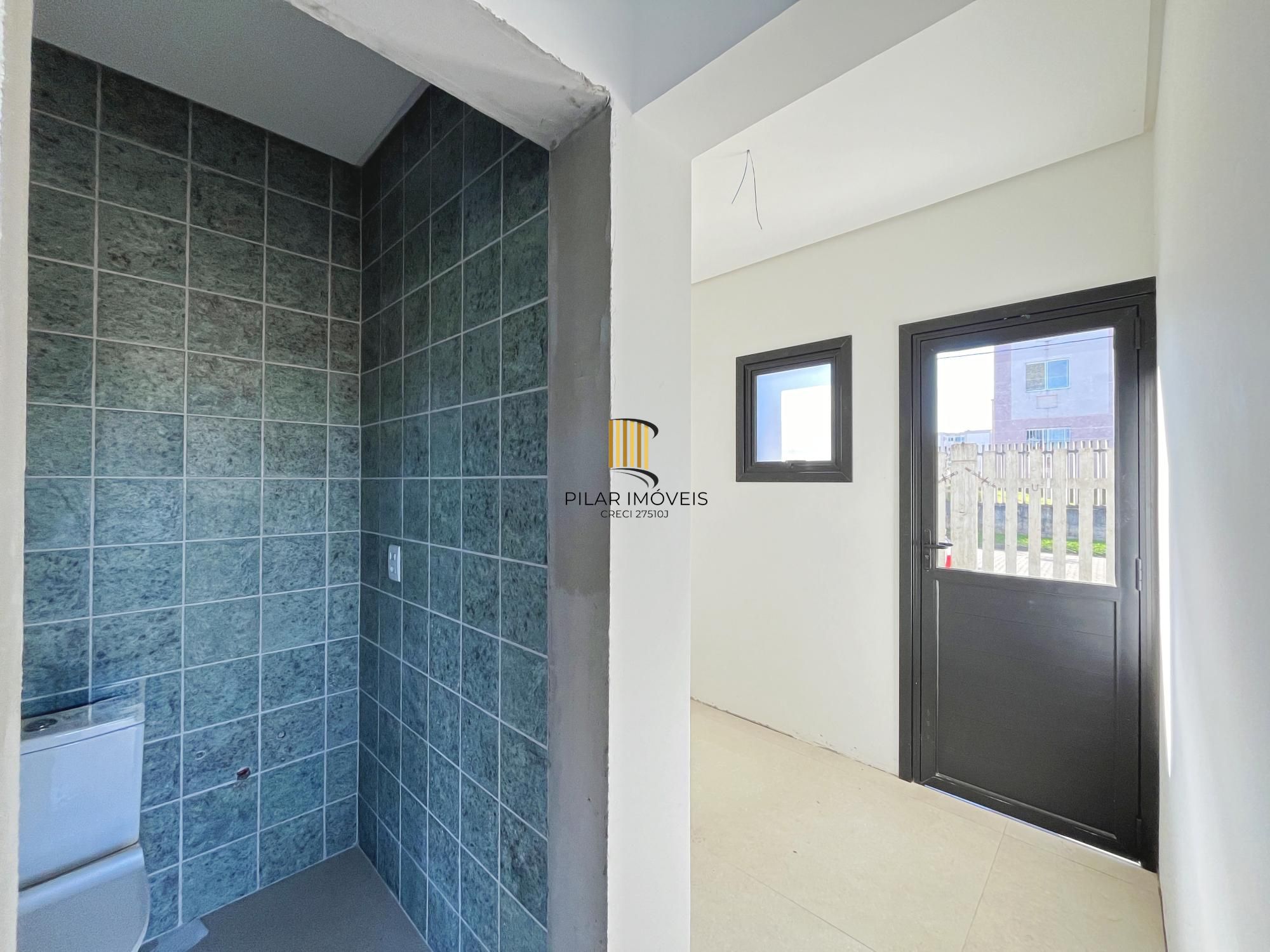Casa em Porto Alegre, no bairro Hípica, com 3 dormitório(s), e 3 banheiros, à venda.