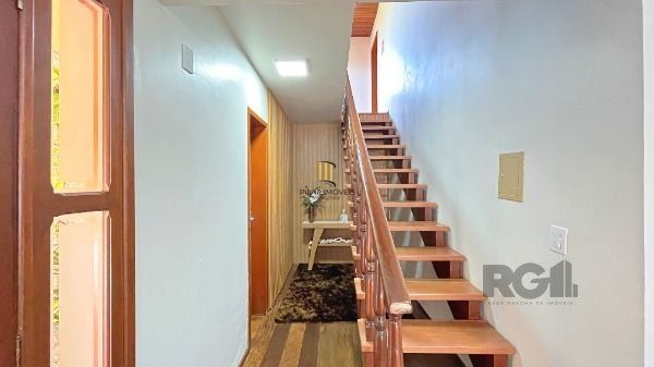 Casa 3 dormitórios no bairro Hípica