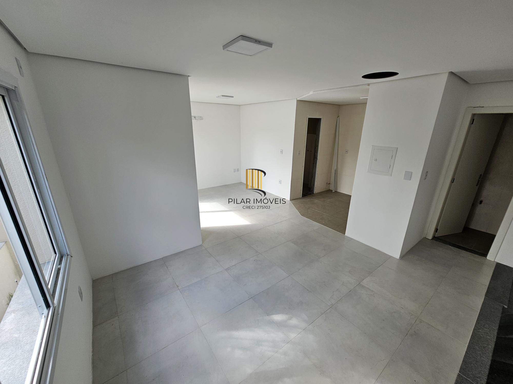 Casa de Condomínio 3 dormitórios no bairro Glória