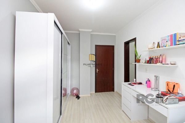 Casa Condominio para Venda - 137m², 3 dormitórios, sendo 1 suites, 3 vagas - Hípica