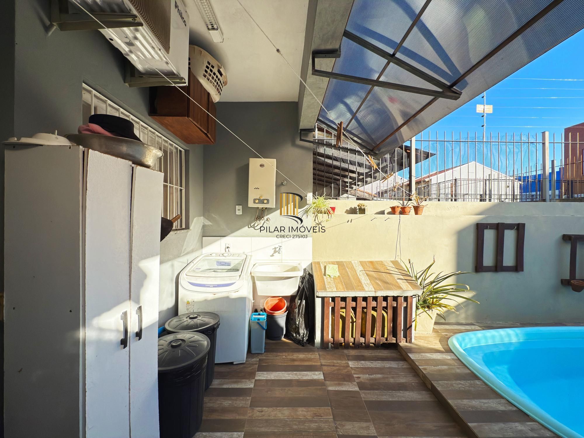 Casa para Venda - 138m², 3 dormitórios, sendo 1 suites, 2 vagas - Hípica