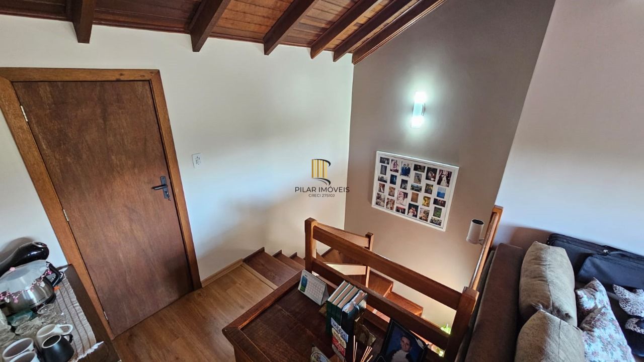 Casa de Condomínio 2 dormitórios no bairro Aberta dos Morros