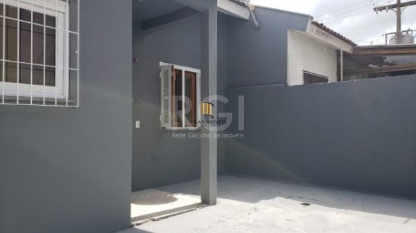 Casa para Venda - 54m², 2 dormitórios, 2 vagas - Hípica