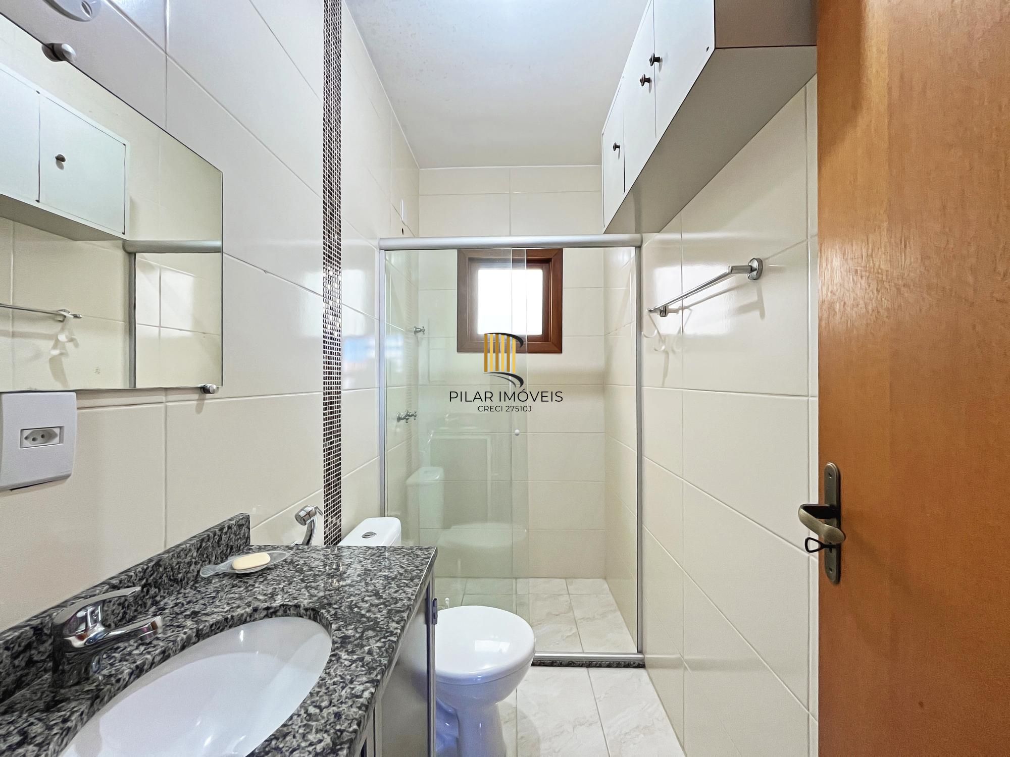 Casa  3 dormitórios, sendo 2 suites no Residencial Hipica Boulevard - zona sul de Porto Alegre.