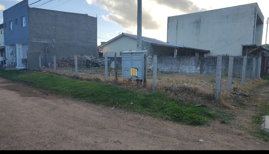 Excelente terreno com 2 casas