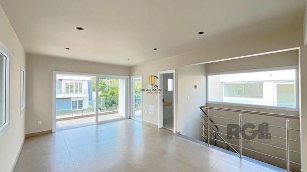 Casa Condominio para Venda - 364m², 3 dormitórios, sendo 3 suites, 2 vagas - Pedra Redonda