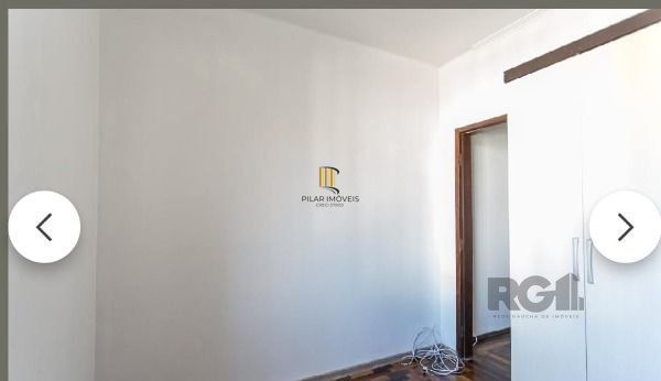 Apartamento em Porto Alegre, no bairro Santo Antônio, à venda.