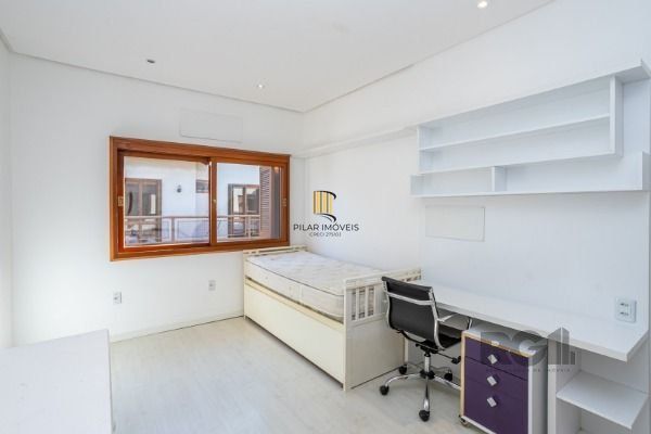 Casa Condominio em Porto Alegre, no bairro Jardim Isabel, com 3 dormitório(s), à venda.