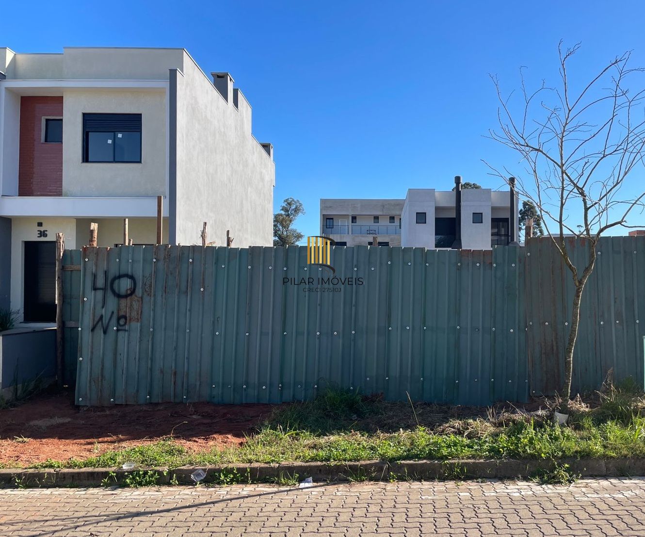 Casa térrea no complexo lagos de Nova Ipanema,87 m², 3 d - 1 suíte, 2vagas.