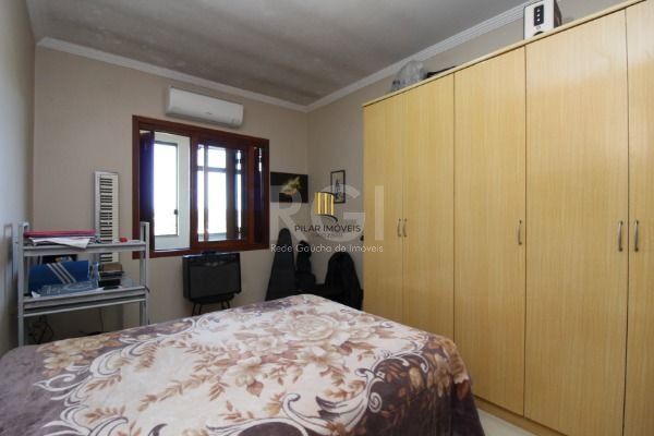Casa para Venda - 382m², 6 dormitórios, sendo 2 suites, 4 vagas - Ipanema