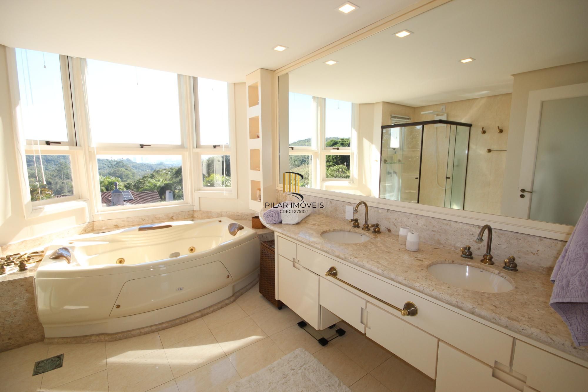 Casa no Jardim do Sol-vista panorâmica,4 suítes, 900m²privativos, terreno 1800m²