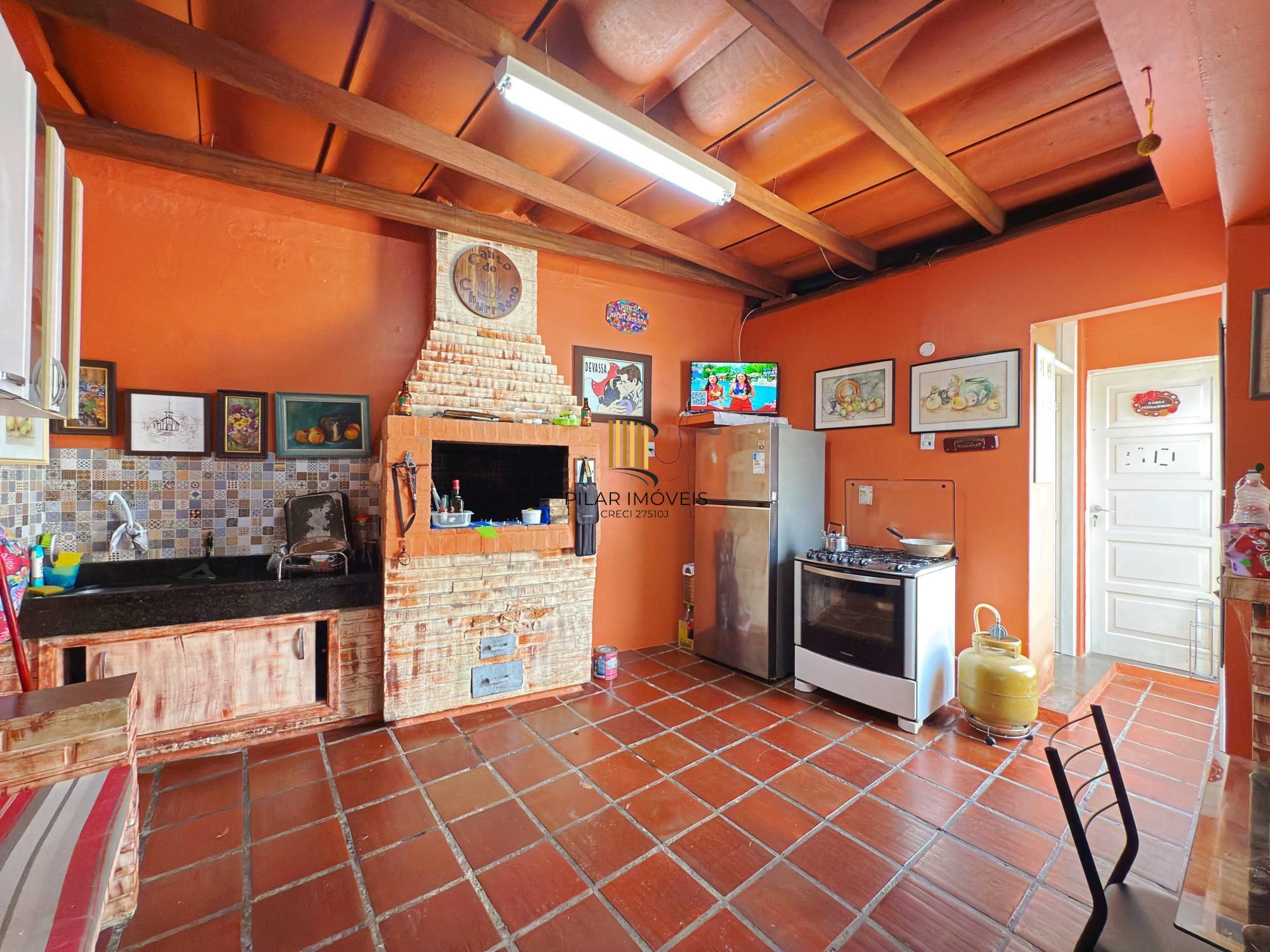 Casa Térrea com Piscina e 3 Dormitórios – Coração de Ipanema