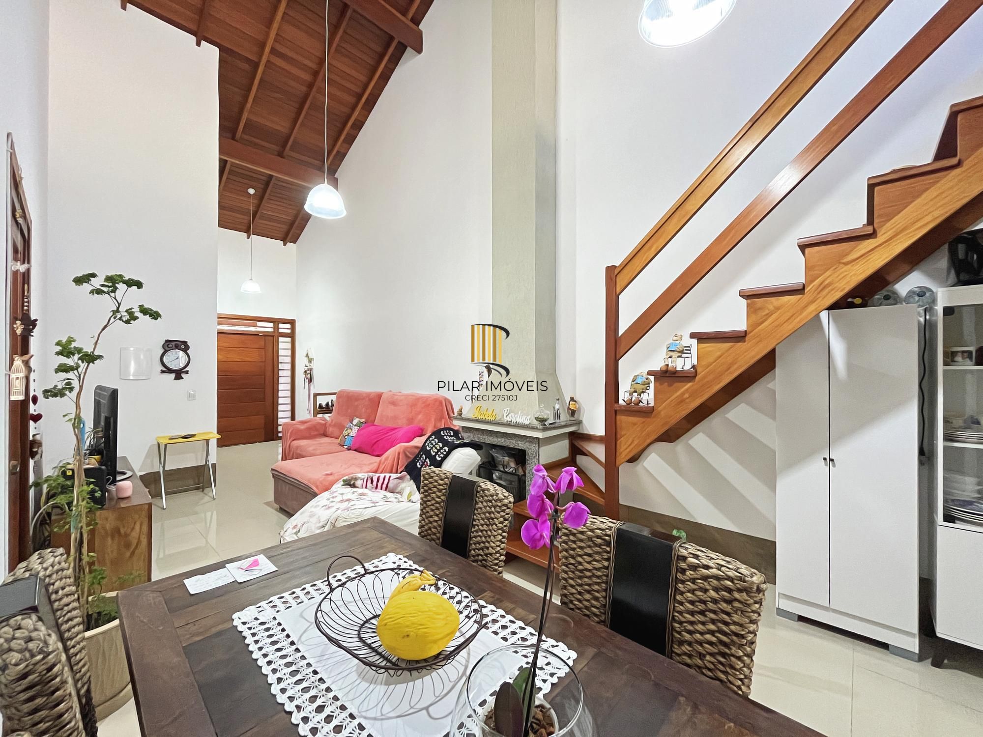 Casa  3 dormitórios, sendo 2 suites no Residencial Hipica Boulevard - zona sul de Porto Alegre.