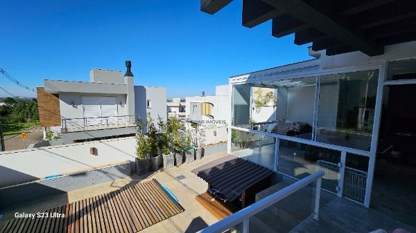 Casa Condominio em Porto Alegre, no bairro Aberta Dos Morros, com 3 dormitório(s), e 3 banheiros, à venda.