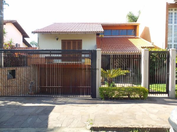 Casa para Venda - 287m², 4 dormitórios, sendo 1 suites, 4 vagas - Tristeza - Pilar Imóveis