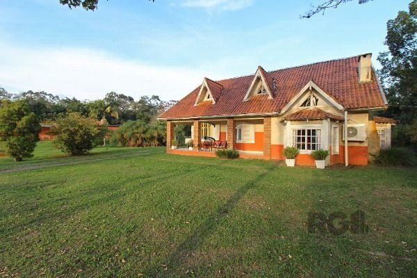 Sítio para Venda - 500m², 5 dormitórios, sendo 2 suites, 3 vagas - Lageado