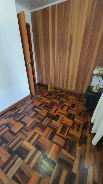 Casa para Venda - 120m², 3 dormitórios, 2 vagas - Hípica