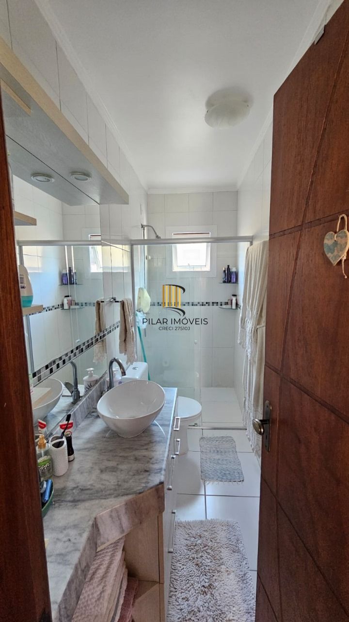 Casa de Condomínio 2 dormitórios no bairro Aberta dos Morros
