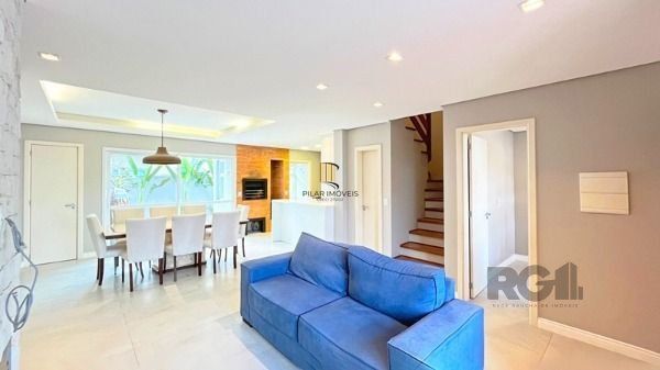 No Lagos de Nova Ipanema, residência com 3 dormitório(s), e 3 banheiros, à venda.