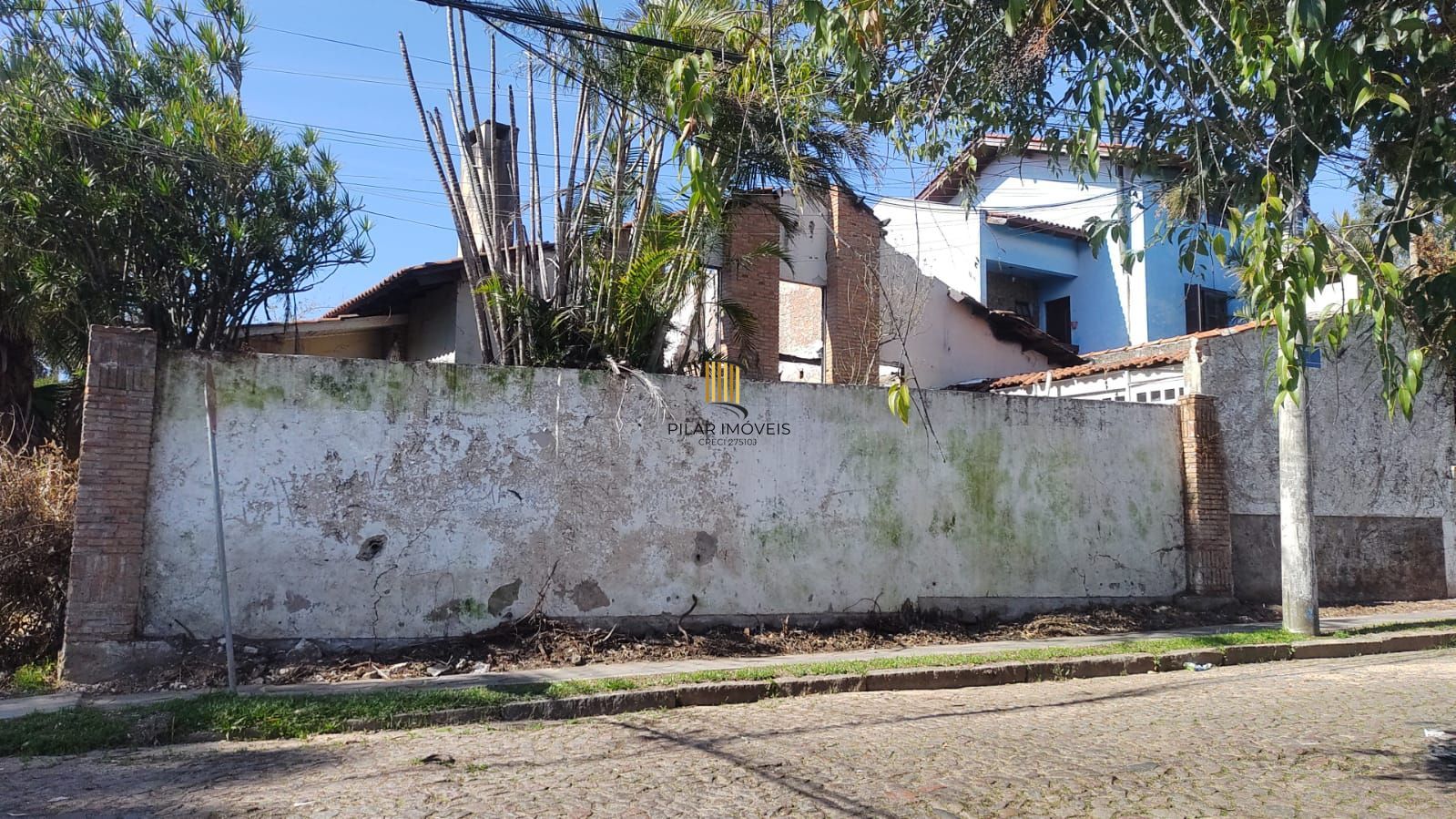 Terreno no bairro Guaruja - Pilar Imóveis