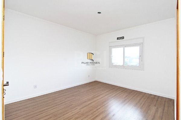Casa para Venda - 120m², 3 dormitórios, sendo 1 suites, 2 vagas - Hípica