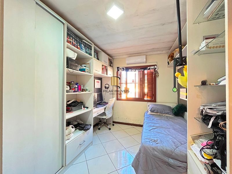 Residência com 2 dormitórios no  Residencial Jardins do Prado.