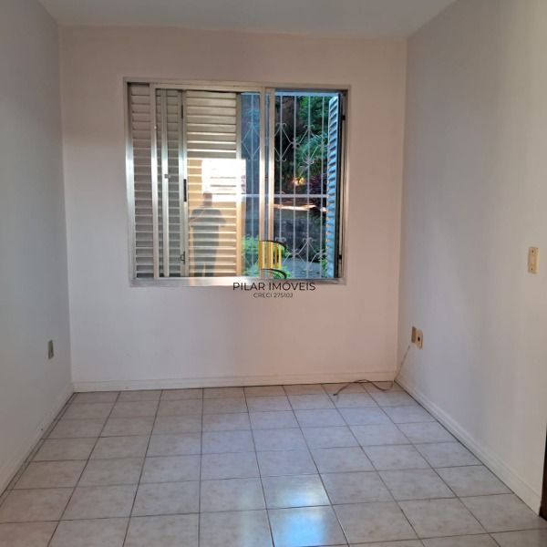Apartamento em Porto Alegre, no bairro Santa Tereza, com 2 dormitório(s), e 2 banheiros, à venda.