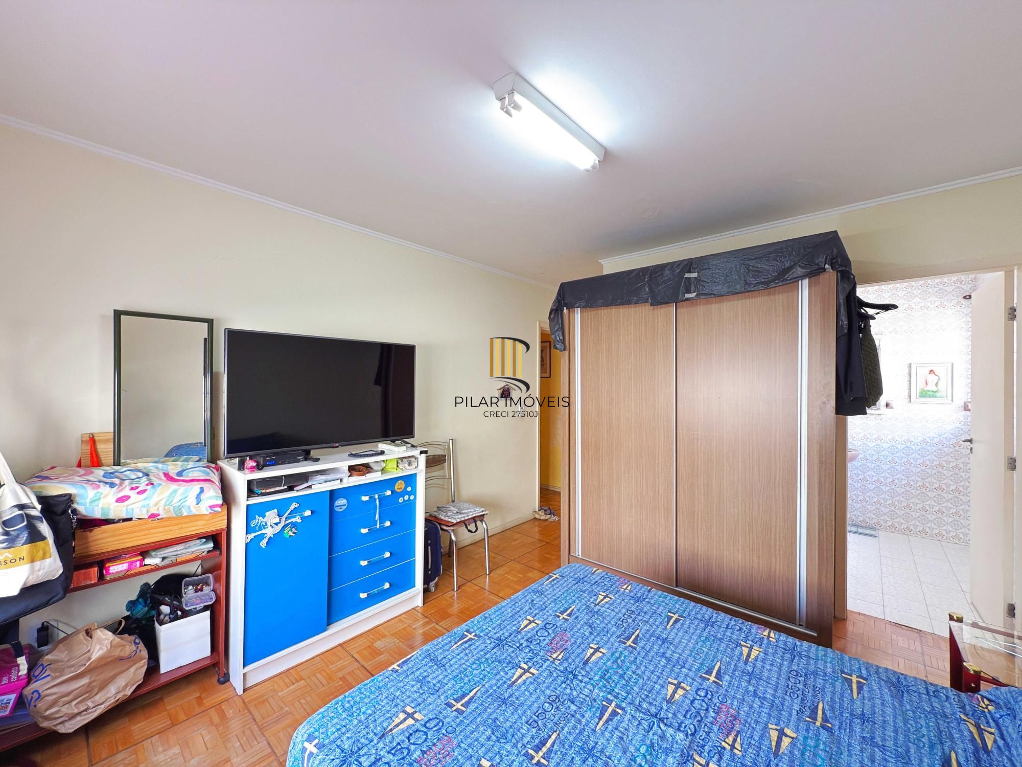 Casa Térrea com Piscina e 3 Dormitórios – Coração de Ipanema